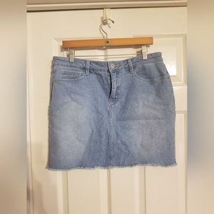 a.n.a light wash denim skirt size 16